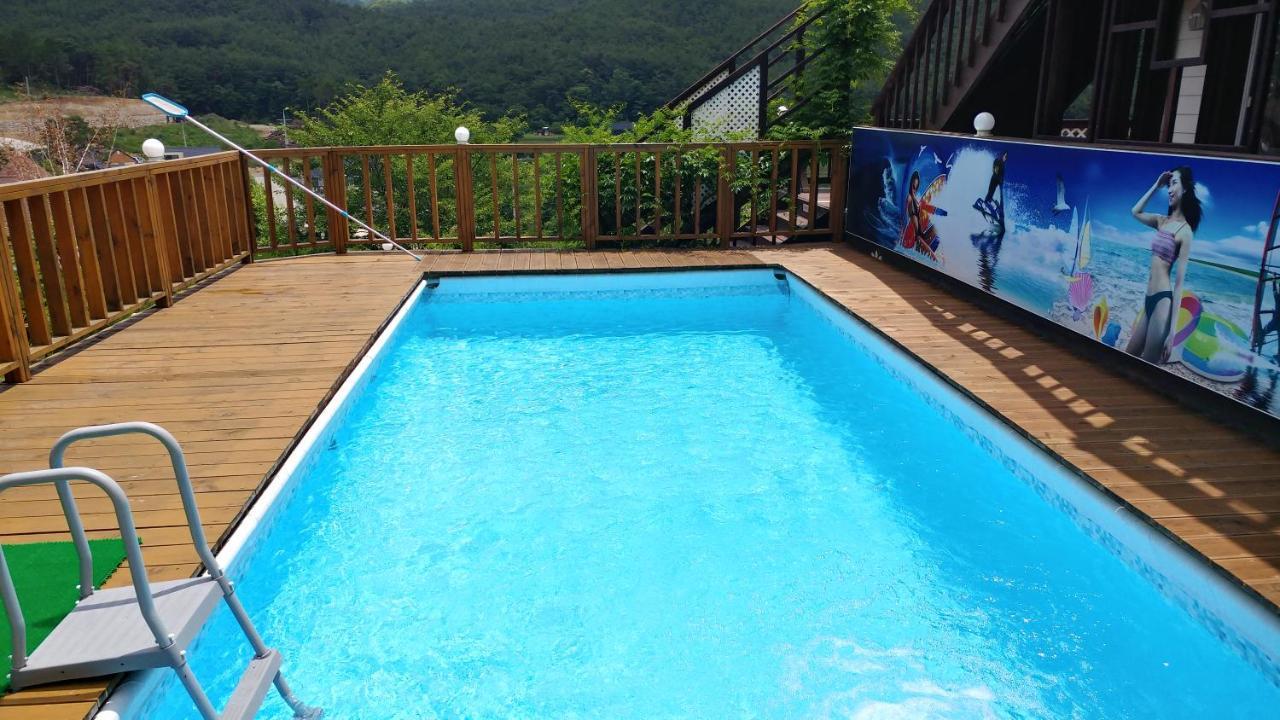 Another World Pension Gyeongju Exterior photo